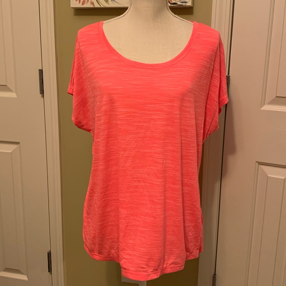 Tek Gear Workout Shirt Size XL